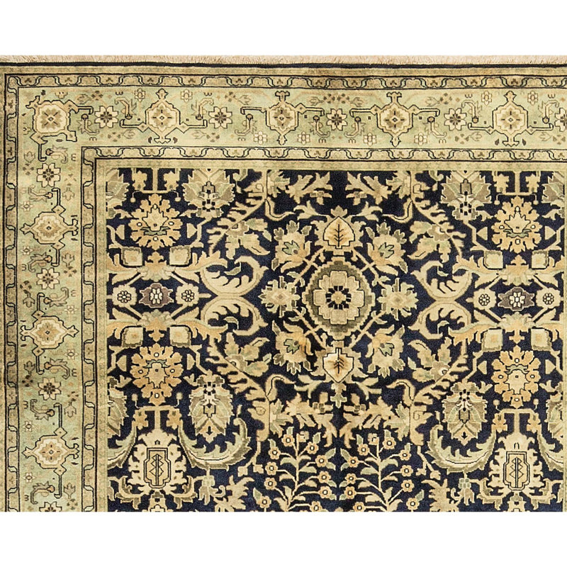 Avalon Oriental Area Rug in Beige/Navy