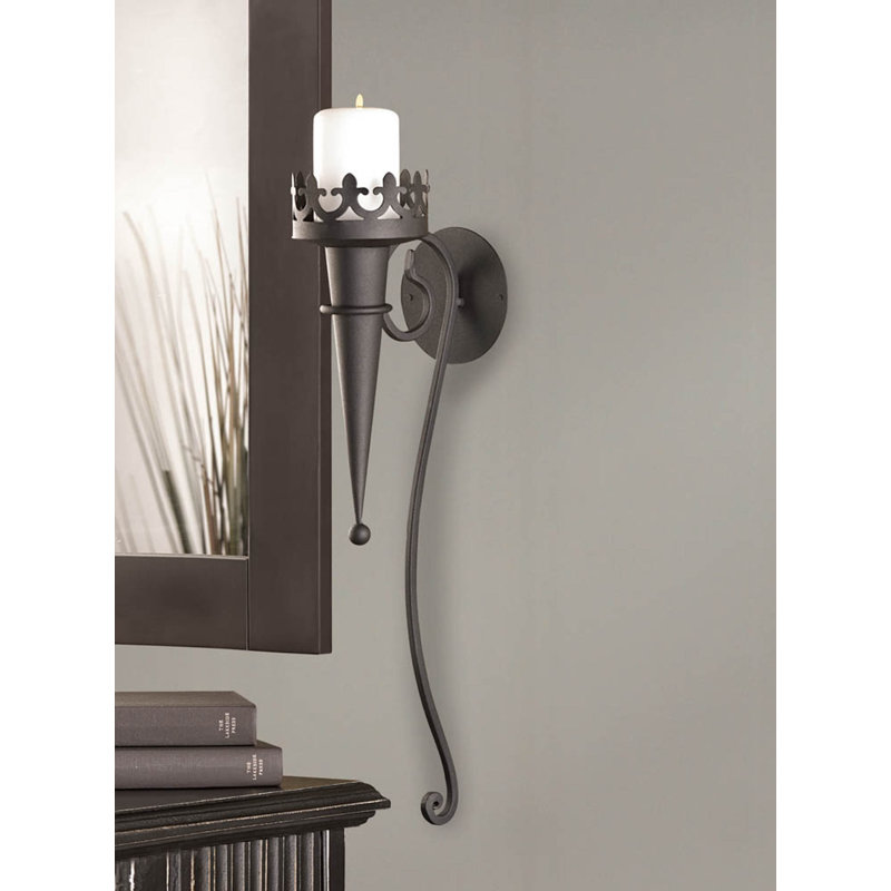 Sanavi Wall Sconce