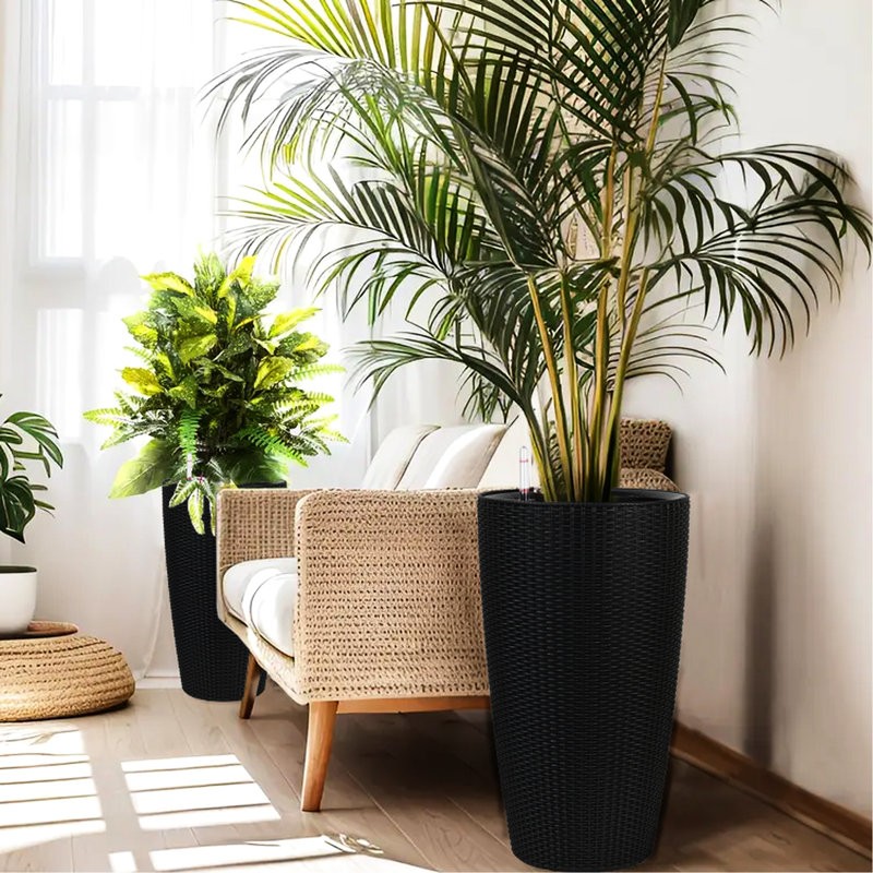 Grand pot à fleurs d'intérieur en faux rotin pour l'intérieur avec moniteur de niveau d'eau