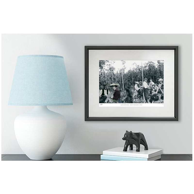 Goudhurst, Hop Pickers 1904 - Single Picture Frame Print, 28cm H x 36cm W x 2.3cm D