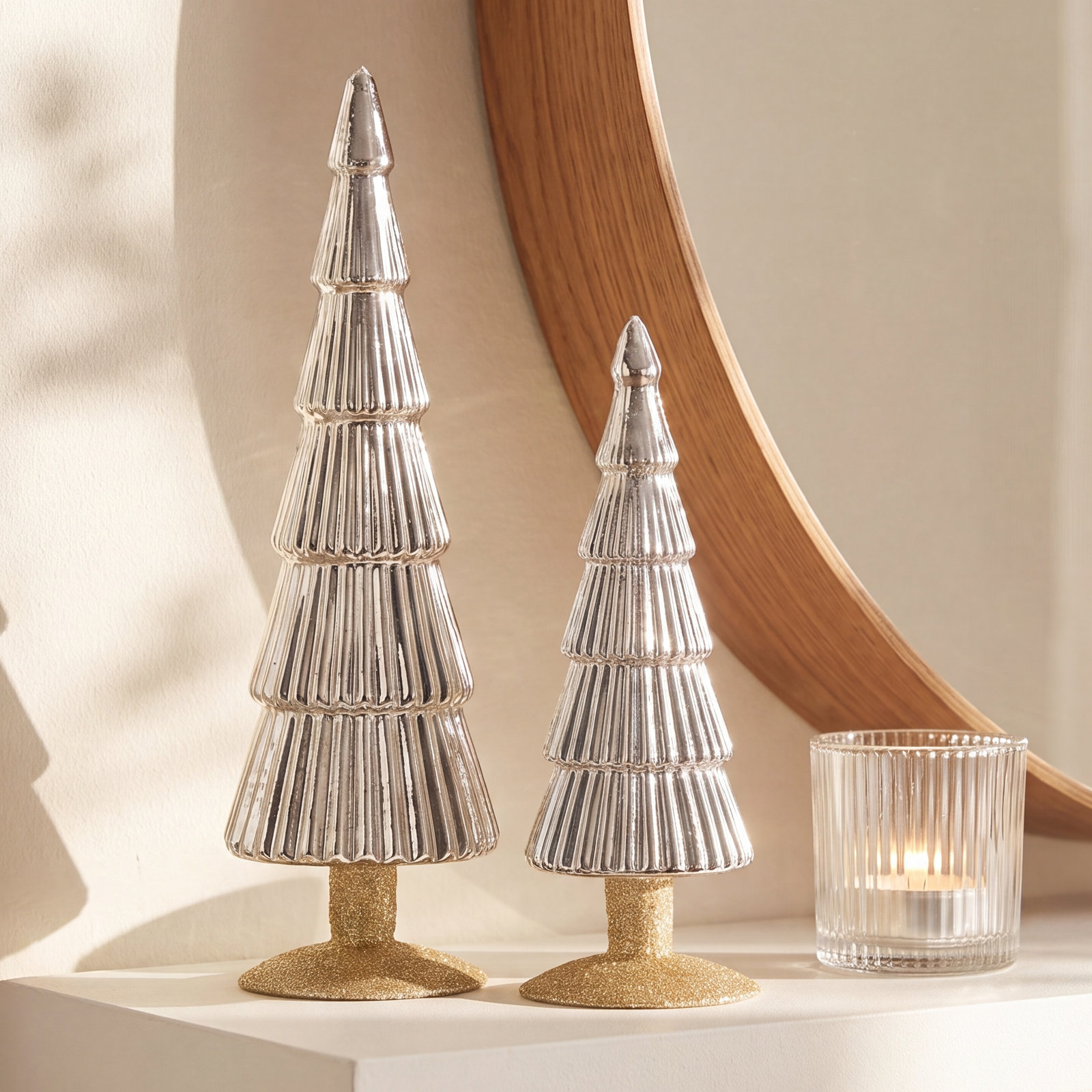 Halette 2-Piece Red Glass Tabletop Tree Set, 13.5" H x 3.5" W x 3.5" D, Silver/Gold