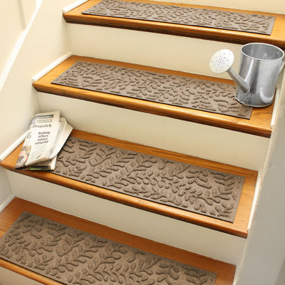 WaterHog® Boxwood 8.5 in. x 30 in. Indoor Outdoor Stair Treads Set/4
