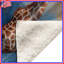 Girafe dans des couvertures de savane africaine-123335476