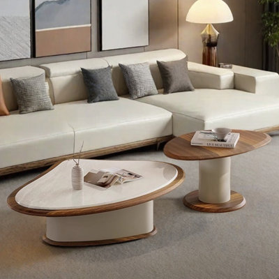 Combinaison simple de table basse à personnalité