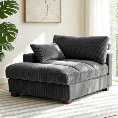 Chaise longue surdimensionnée en velours côtelé gris avec accoudoirs et coussins décoratifs Bentura