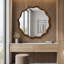 Miroir à cadre ondulé en bois pour une décoration intérieure élégante-1174865081-1174865080