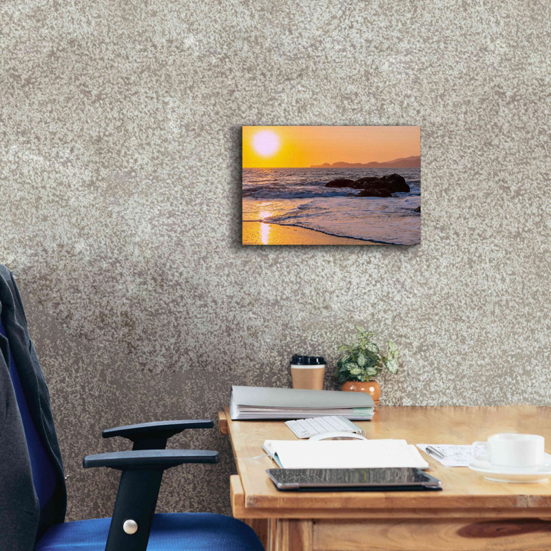 «San Francisco Sunset» par Epic Portfolio, art mural sur toile, H 12 po x l 18 po x P 0,75 po