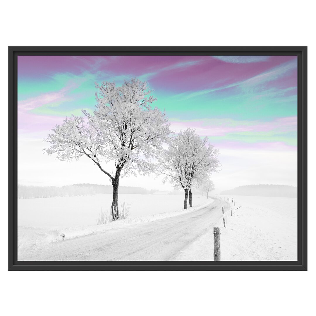 Gerahmtes Wandbild Baum in Winterlandschaft