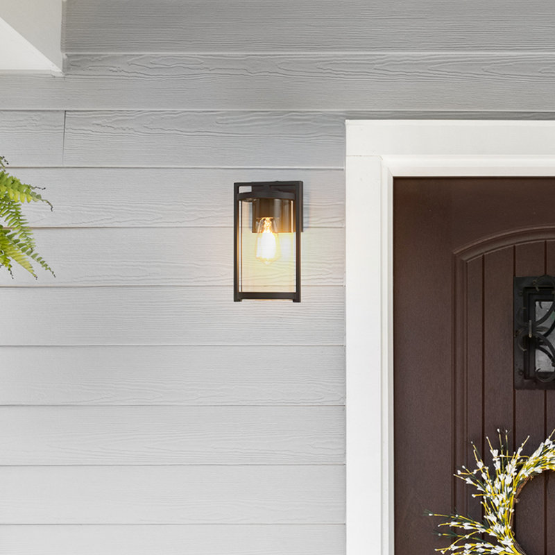 Hunter Astwood Outdoor WeatherMax 1 Light Small 12 Inch Wall Light, 11.75” H x 6.5” W x 7” D