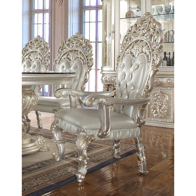 Chaise avec accoudoirs sculptée à la main de style luxueux MOBILYA