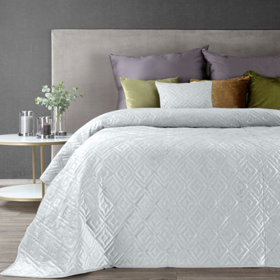 Gamaliel Solid Colour Bedspread