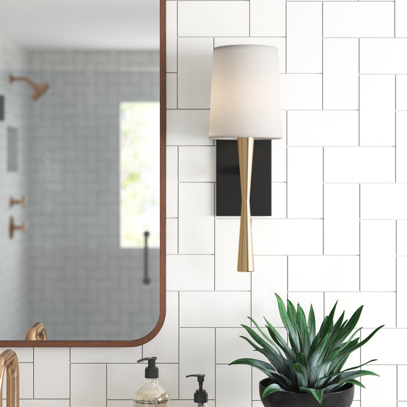 Averee Wallchiere, Black/Gold