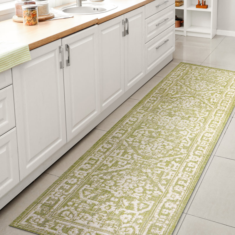 Tapis intérieur / extérieur vert / crème Massimo, Tapis de couloir 2 pi 2 po x 8 pi