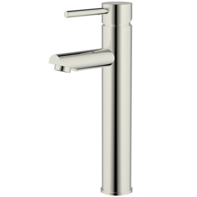 Single-handle Bathroom Faucet with Drain Assembly