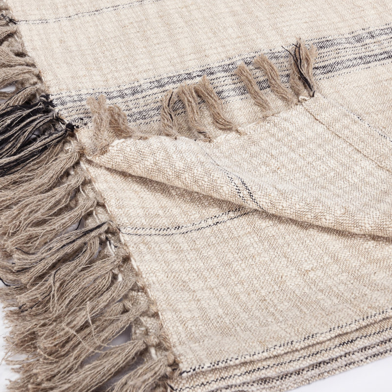 Godin Ria Woven Throw, Natural/Black