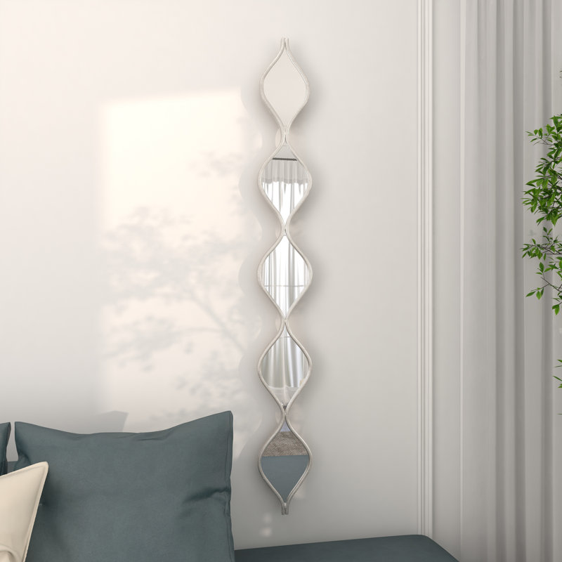 Slim Stacked Chain 5 Layer Wall Mirror with Tear Drop Pattern and Foil Detailing, Silver