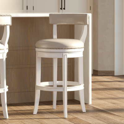 Tabouret de bar à retour automatique 180 degrés, 31 po Hauteur de l'assise, structure en bois blanc, similicuir gris bien rembourré, pieds courbés, largeur du produit 20,64 po, fabrication et dossier en cuir, dossier, dossier ouvert