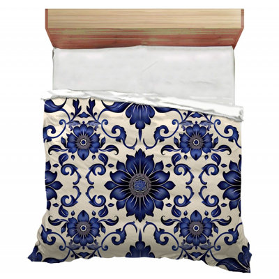 Trendy Floral Plush Microfiber / Polyester Comforter