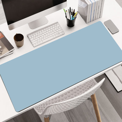  Tapis de souris, surface en microfibre lisse, base antidérapante, tapis de souris décoratif à bord arrondi pour le bureau et les jeux, bloc de couleur cramoisi uni 17 po x 47 po