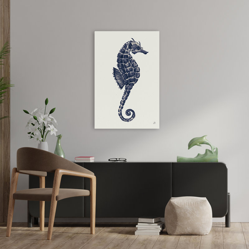 Minimalist and Beachy Ocean Finds VI, H 36 po x l 24 po