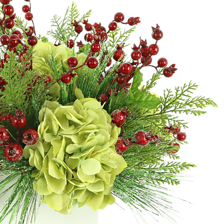 Winter Floral Arrangement, Buffalo Plaid Container, Hydrangea Floral  Arrangement, Silk Floral Arrangement, Faux Floral, Everyday Winter 