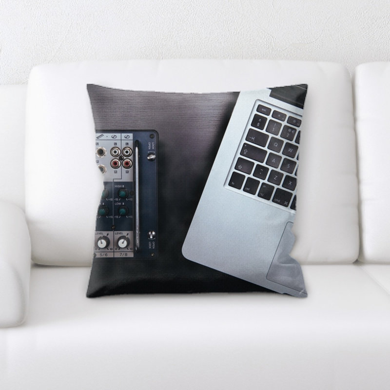 Coussin d’ordinateur portable et de haut-parleur SantaMarina