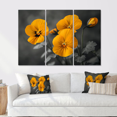 Salley - Pansies Wall Decor Set