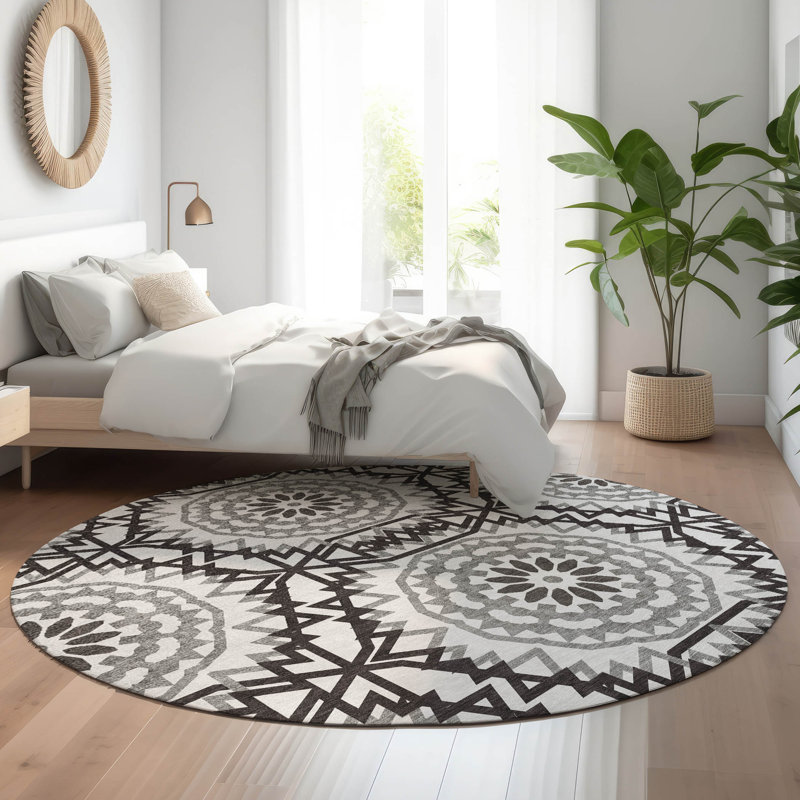 Premium Machine Washable Cerrito White Rug, Round 8'