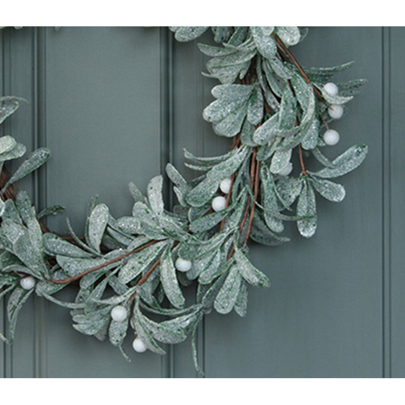 45cm Mistletoe Wreath