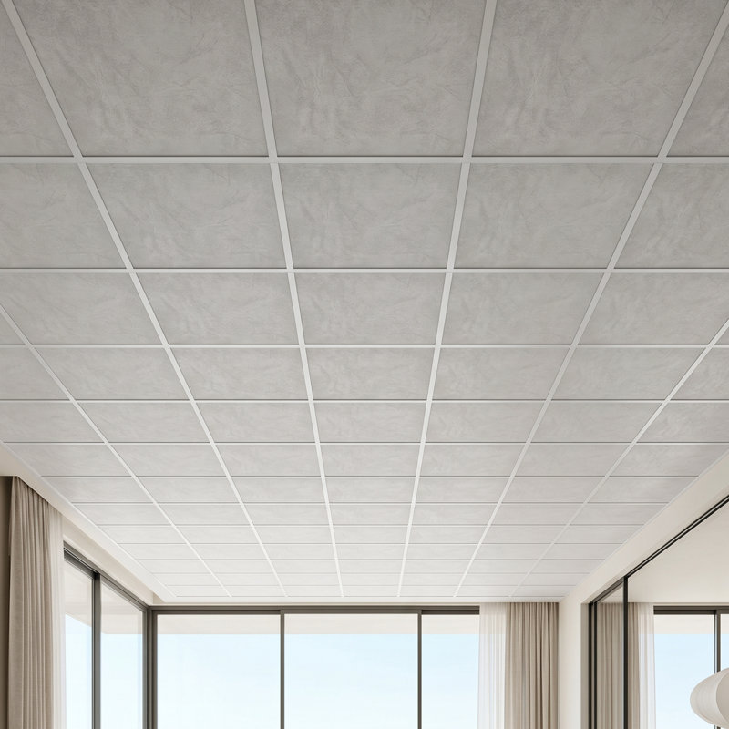 Dalles de plafond en PVC 24 x 24 po (61 x 61 cm), paquet de 12, aspect marbre blanc, panneau en mousse PVC, fixation sur grille, résistant à l'eau, découpe flexible, facile à nettoyer, finition décorative moderne pour la maison et les bureaux.