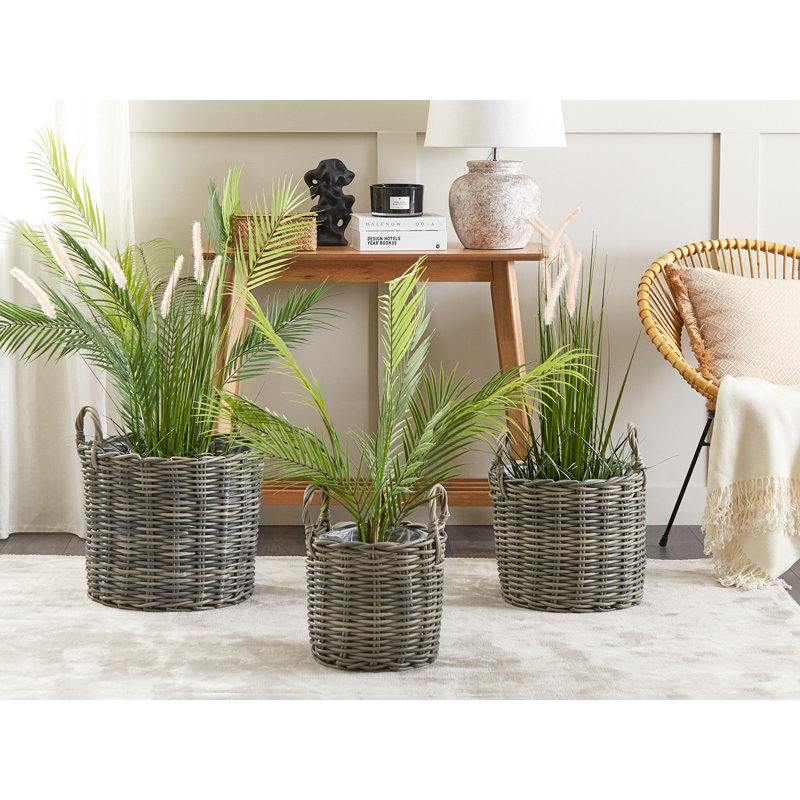 Niverville Plant Pot