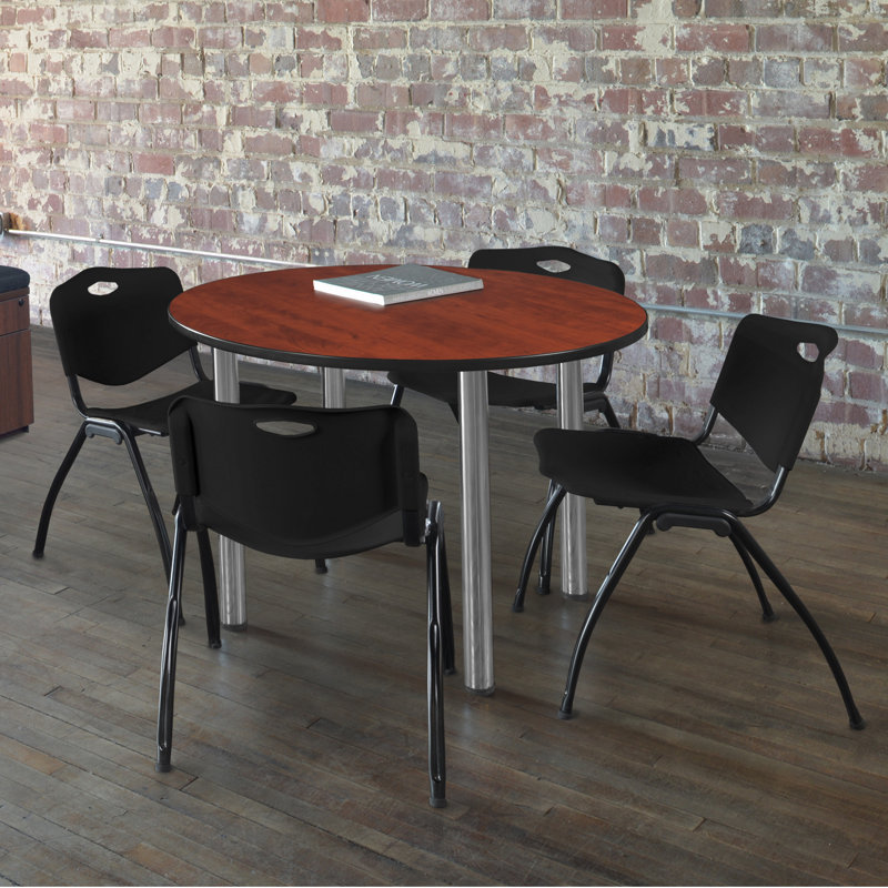 Plateau de table Kee, 4 chaises empilables, Chrome, H 29 po x l 48 po x P 48 po, Cerisier