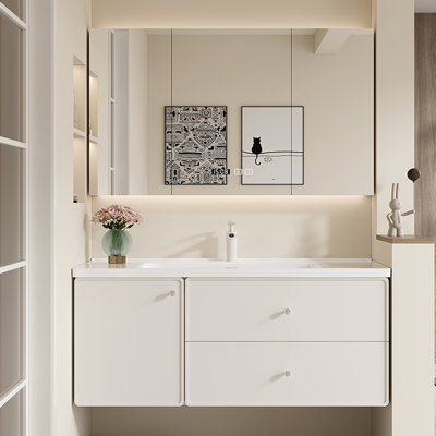 Armoire de salle de bain style français