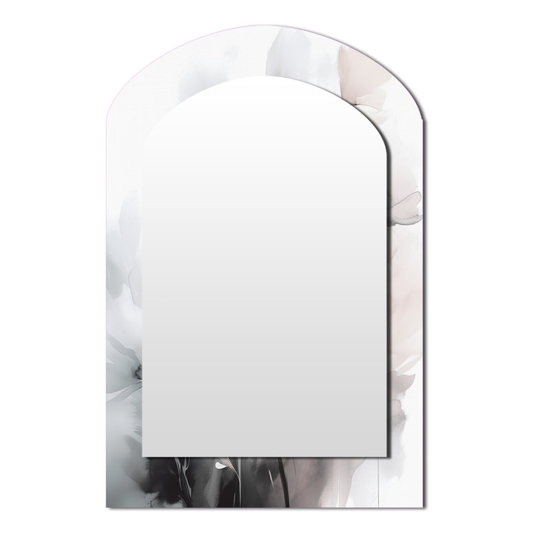Doux gris clair fleurs I - grand miroir asymétrique floral, décor de miroir mural unique arche traditionnelle, impression d'art en métal