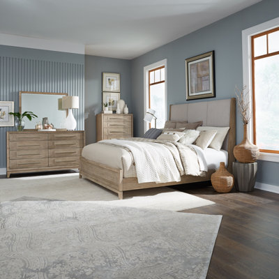 Ensemble de chambre à coucher avec lit tapissier, commode et miroir Chantee