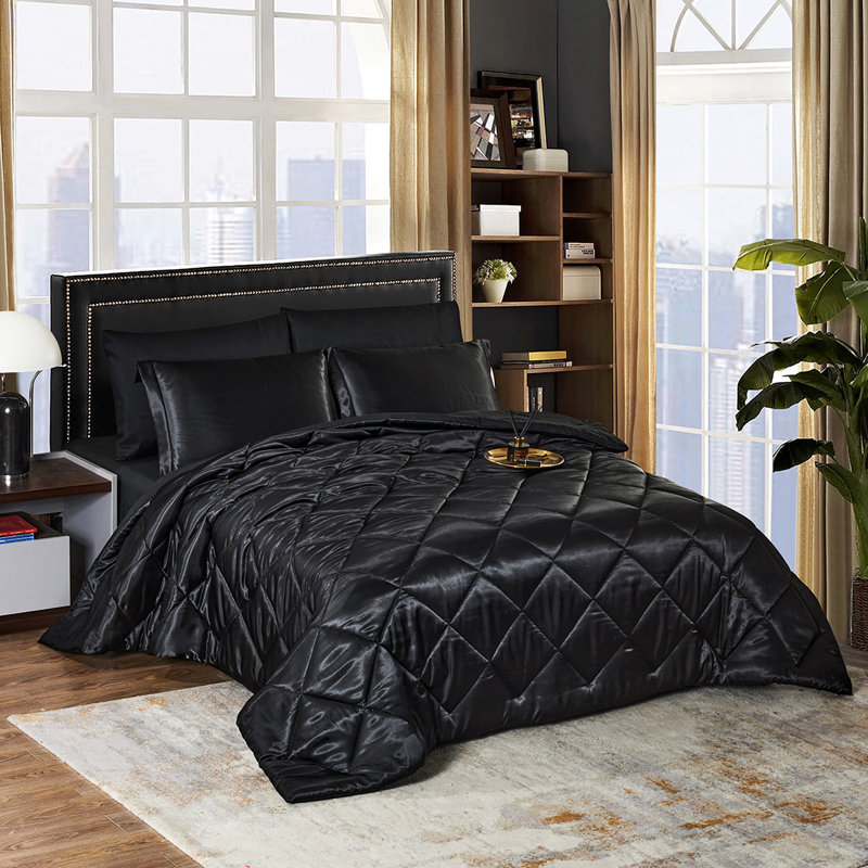 Ensemble d'édredon réversible en satin Zadie, Édredon très grand et 7 pièces supplémentaires, Noir
