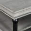 Table basse moderne en bois gris de 55,1 po avec pieds noirs et 2 tablettes ouvertes pour le rangement décoratif du salon, fabriquée en bois d'hévéa massif, placage de chêne