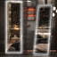 Miroir pleine grandeur moderne et contemporain-871584292-870694568
