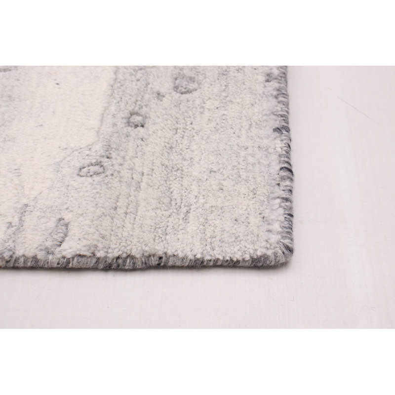 Tapis de couloir nouvel âge en laine 2 pi 5 po x 9 pi 9 po Meraud