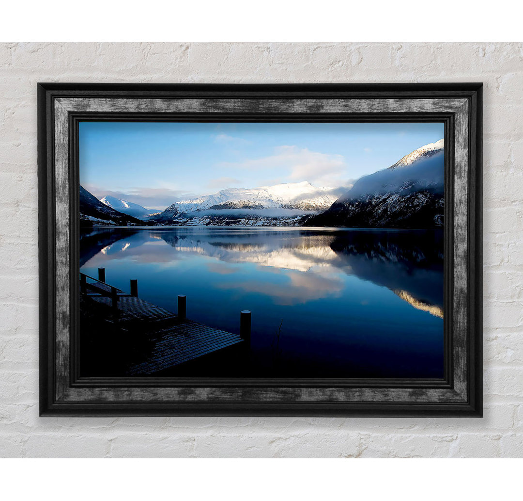 Gerahmtes Wandbild Blue Lake Calm