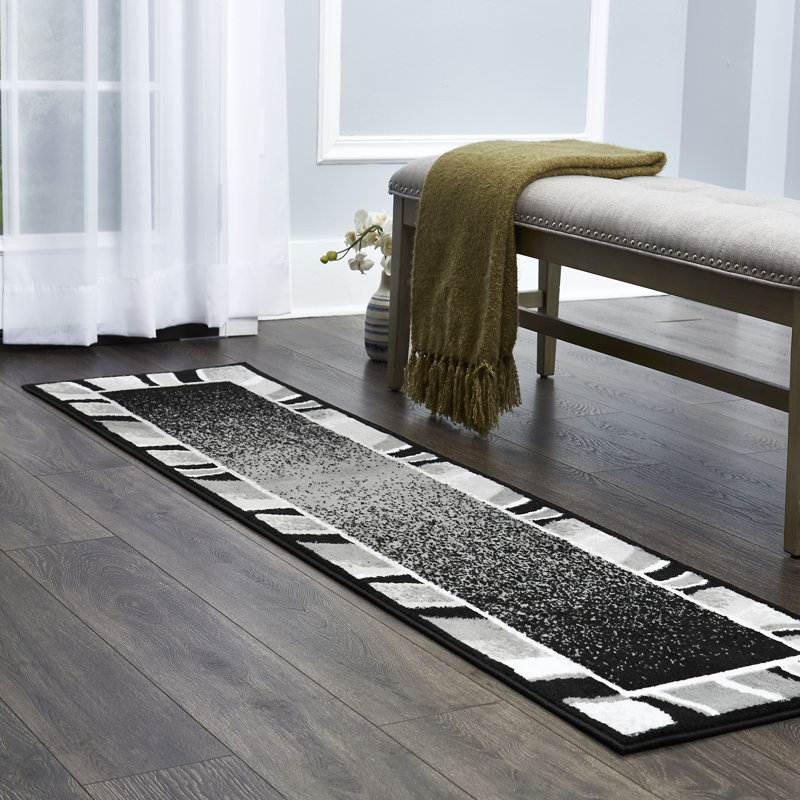 Vannesa Oriental Indoor Rug, Runner 1'9" x 7'2"
