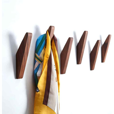 Paquet de 6 crochets muraux en bois, crochet de peignoir mural robuste, crochets en bois rustique, triangle en noyer
