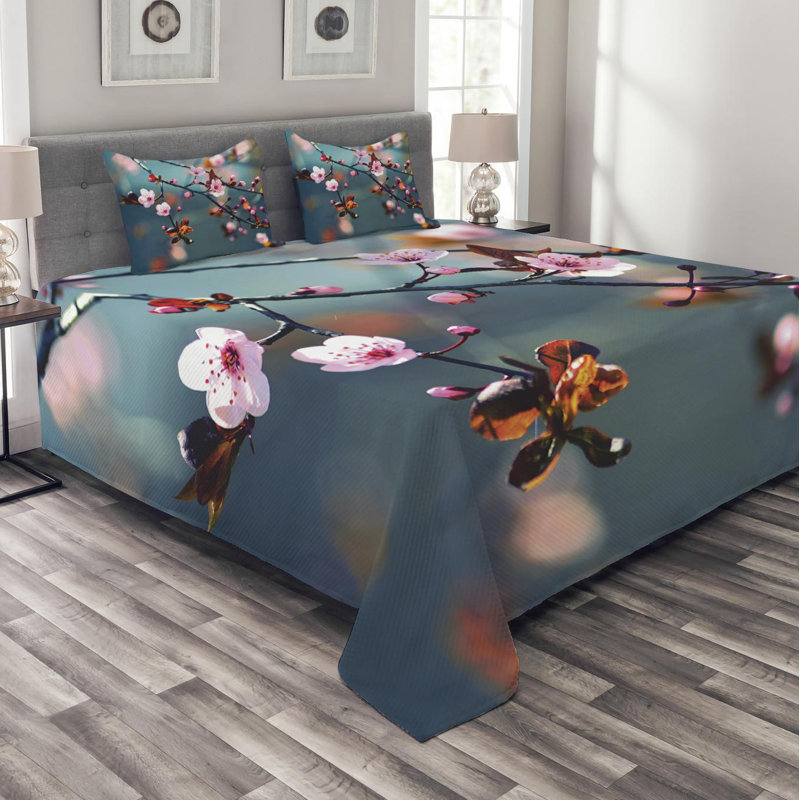 Nature Eclectic Polyester Floral Coverlet, Queen Coverlet + 2 Shams