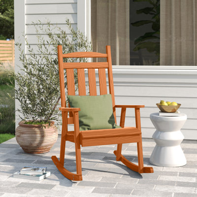 Chaise berçante en bois massif Beda Classic