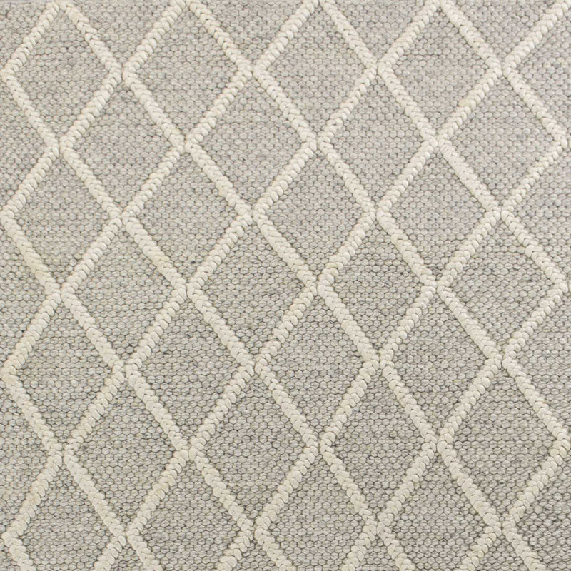 Dasantila Geometric Machine Made Power Loom Rectangle 5' x 7' Wool Area Rug in Gray