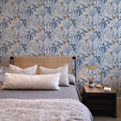 Loa 16.5' L x 20.5" W Peel and Stick Wallpaper Roll