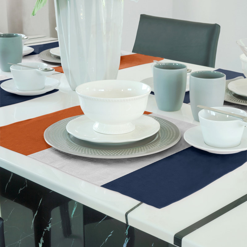 Récapitulatif de 18 po Syracuse, Blanc / Bleu marine, Sergé de coton