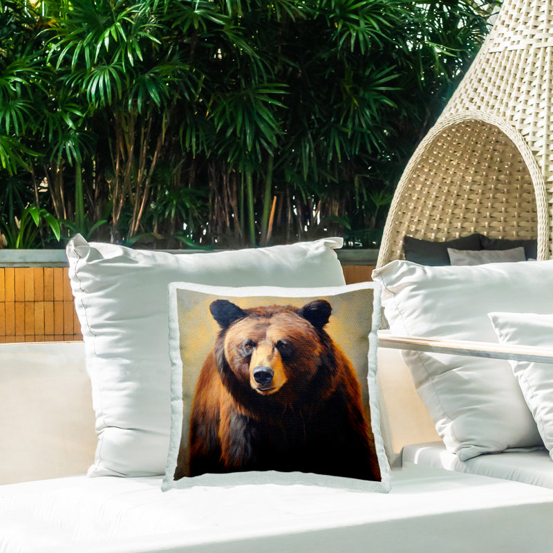 Coussin d'extérieur Fierce Gaze Bear
