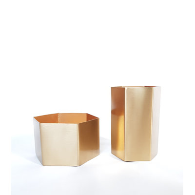 Demorest Metal Pot Planter