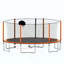Trampoline avec pompe de basketball et échelle (enceinte de sécurité intérieure) avec but de soccer-133674747